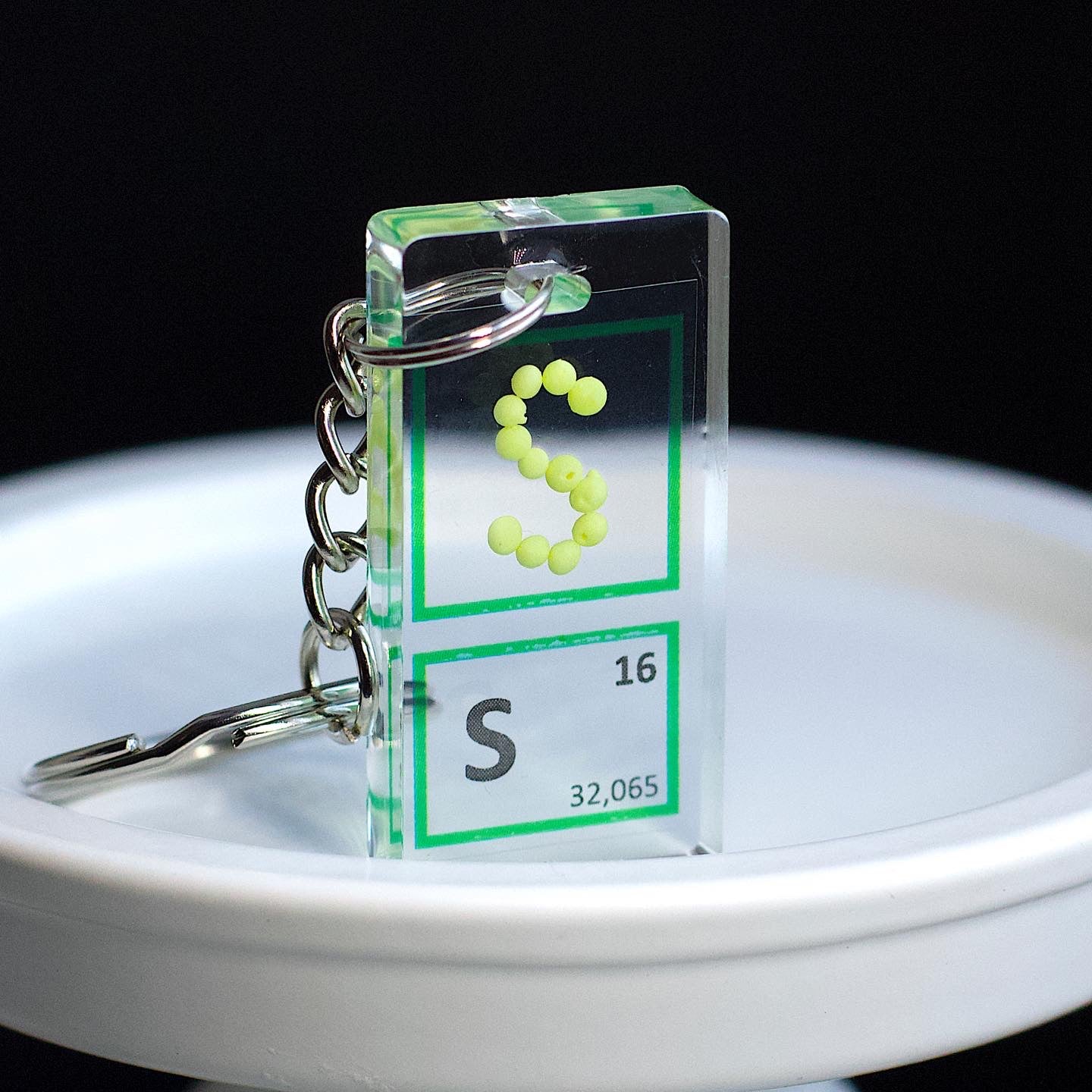 Sulfur keychain 20x40 mm, 99.99%, S