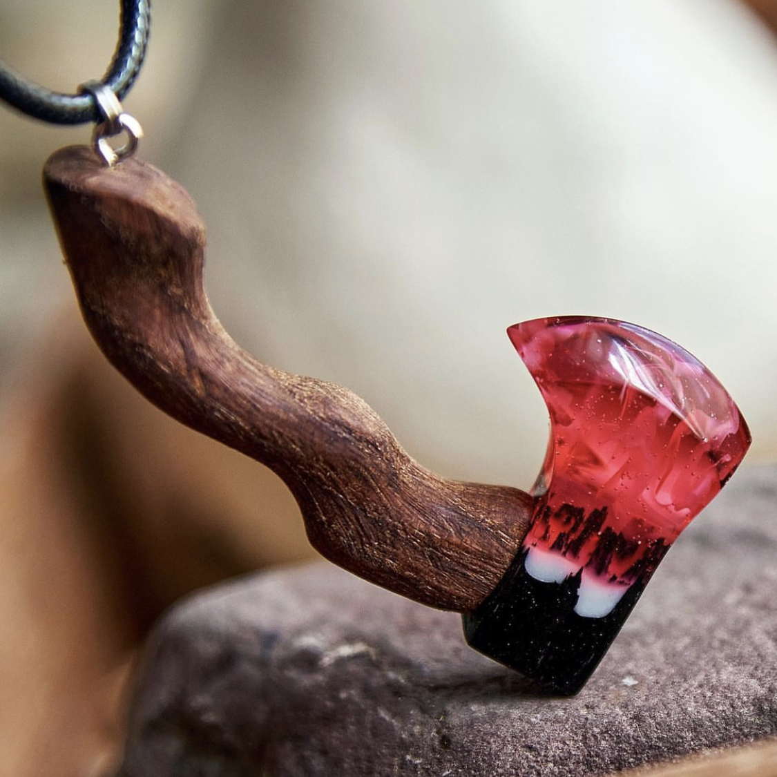 Pendant Bloody axe 25x50 mm