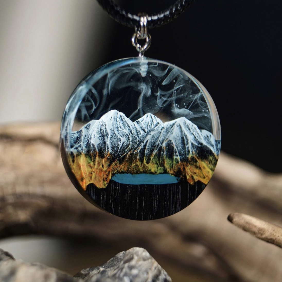 Epoxy Pendant fall mountain lake 27 mm.