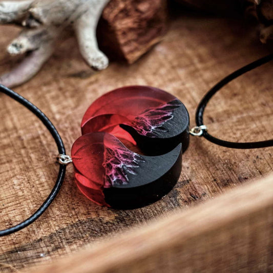 Epoxy Yin-Yang pendant set red 30 mm